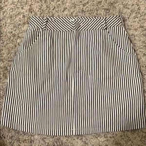 Stripe black and white mini skirt